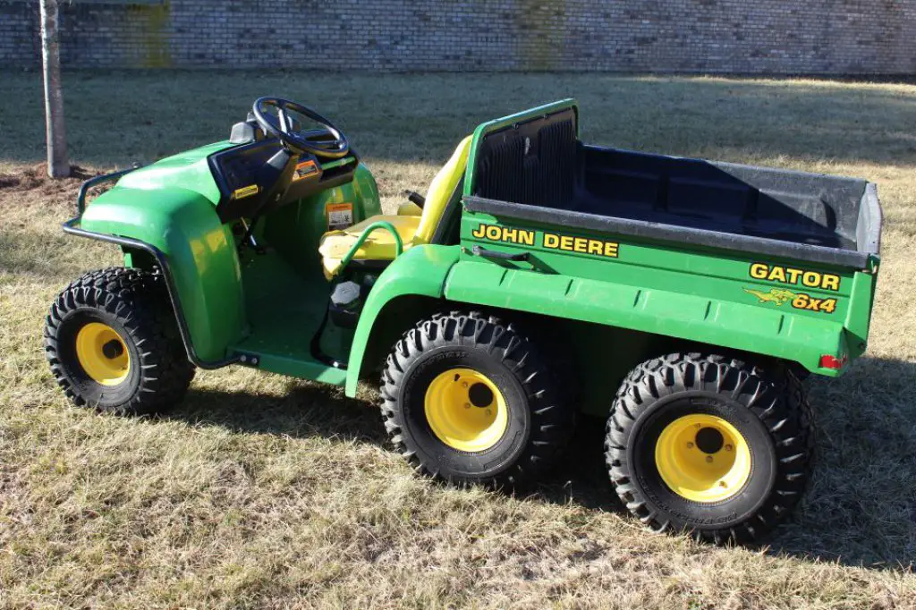 John Deere Gator Dump Bed Problems – Complete Guide 2023