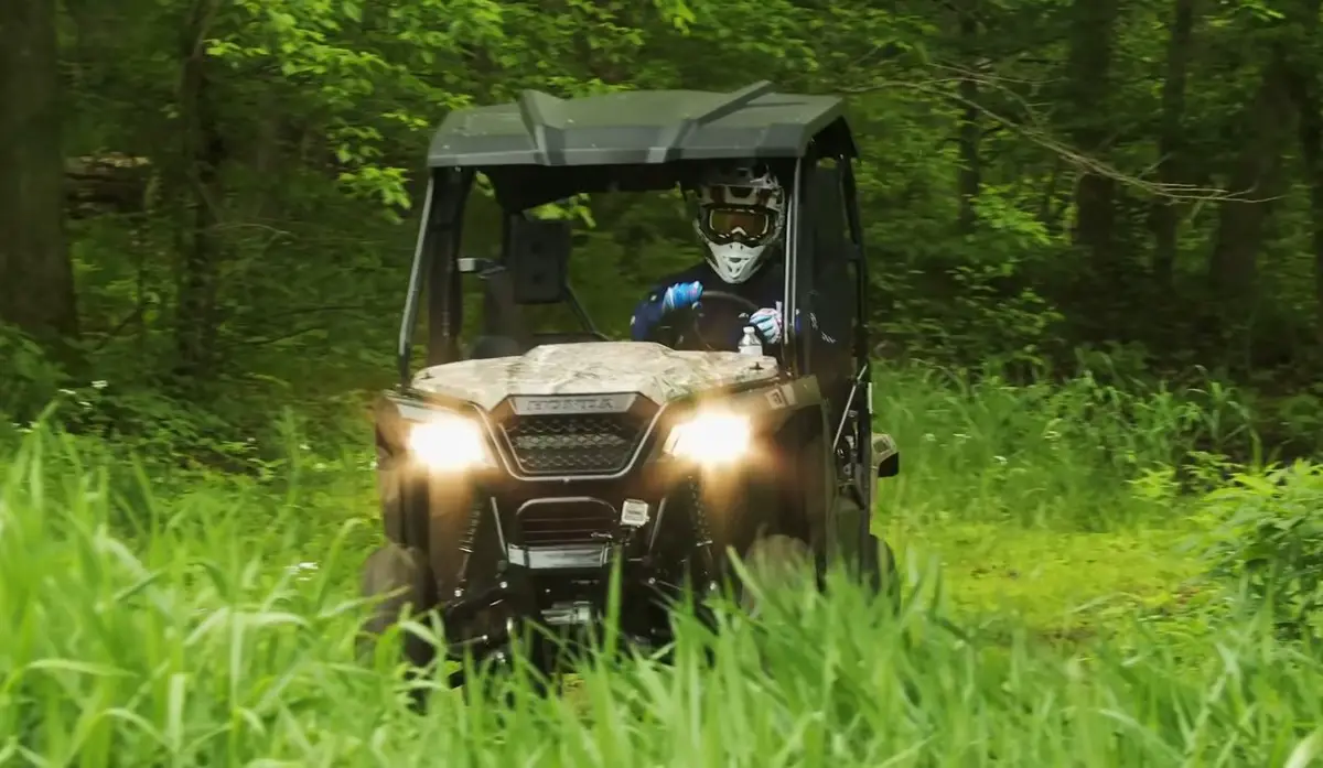 Read more about the article Pre-Owned UTV Under 10000 – Ultimate Guide (2024) 