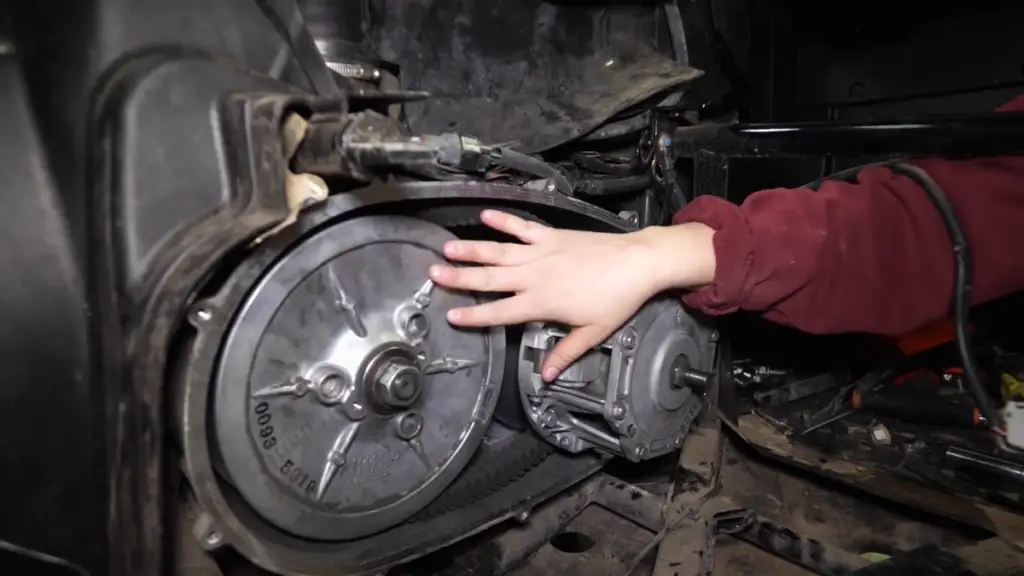 Kawasaki Teryx Belt Direction