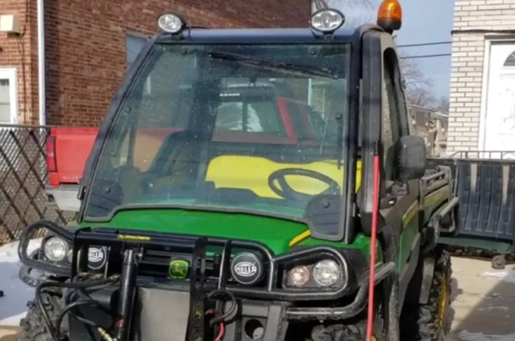 [Fixed]John Deere Gator Lights Not Working Complete Guide 2024