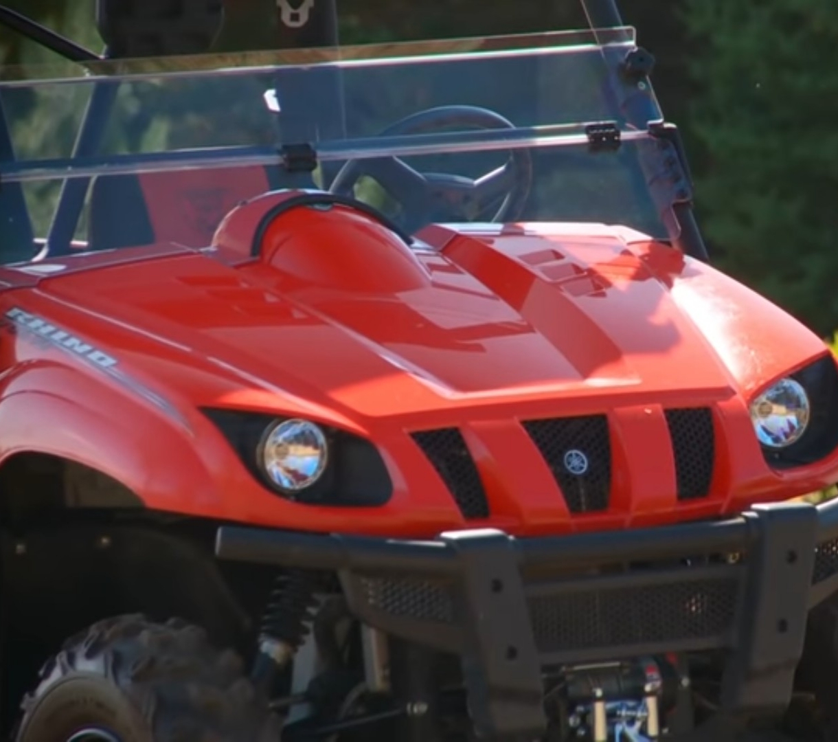 Front view of the Yamaha Rhino 700 UTV.