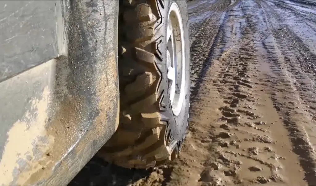 Side by side tires change