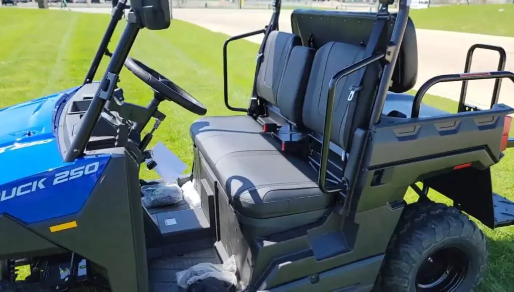 Massimo buck 250 Gas Golf Cart