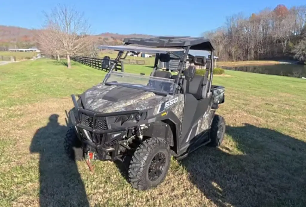 What is the engine displacement of the Massimo T-Boss 550?