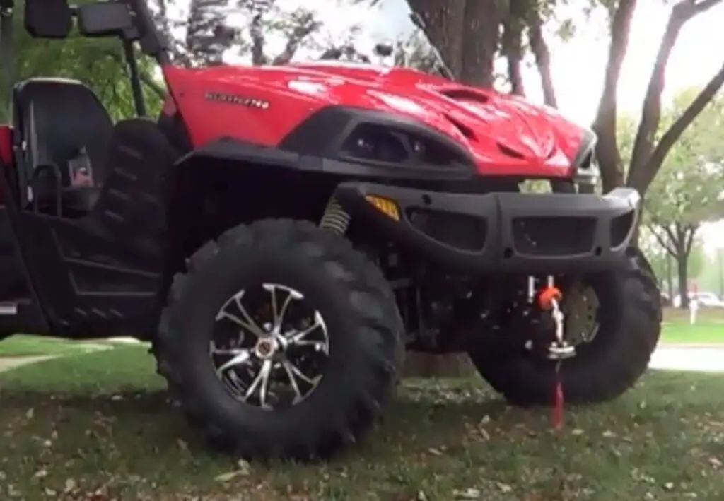 Does Massimo Alligator 700 have differential locking