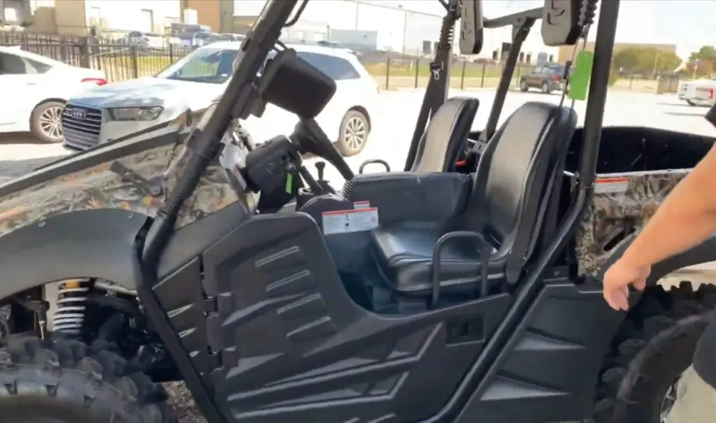 How Does the Massimo 700 UTV Compare to the Polaris Ranger?